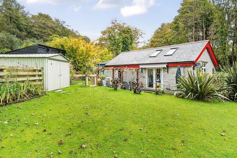 4 bedroom detached house for sale, Carthew, St. Austell