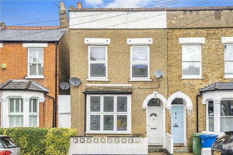 3 bedroom end of terrace house for sale, Amott Road, London