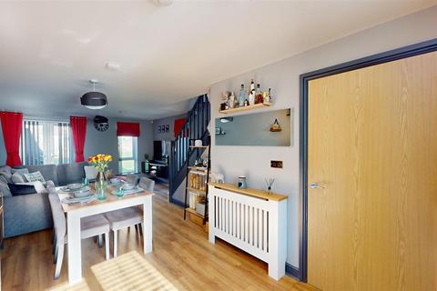 7 Daisy Fields, Bradford, BD2 1DZ