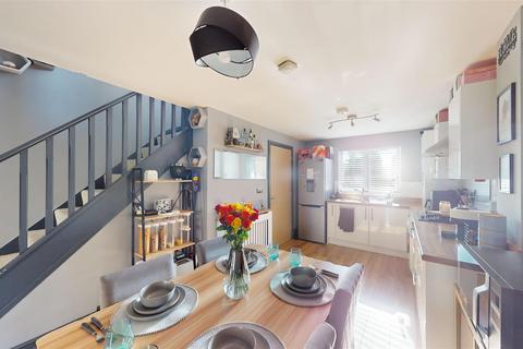 7 Daisy Fields, Bradford, BD2 1DZ