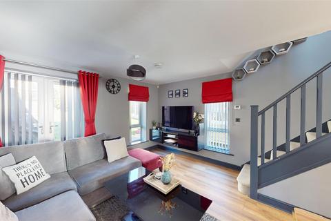 7 Daisy Fields, Bradford, BD2 1DZ