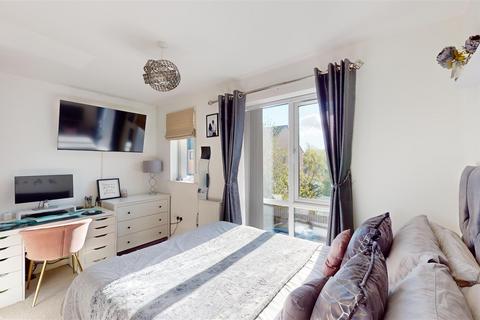 7 Daisy Fields, Bradford, BD2 1DZ