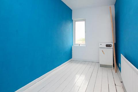 16 Chapel Row, Pill, Bristol, BS20 0AR