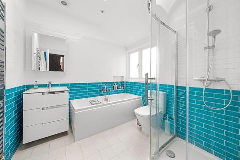 4 bedroom terraced house for sale, Crystal Palace Road, London, SE22