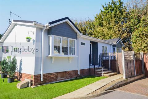 2 bedroom park home for sale, Hazelgrove, Milton Street, Saltburn-By-The-Sea