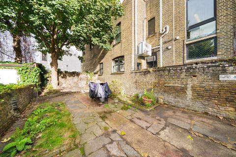 4 bedroom terraced house for sale, Claylands Road, London SW8