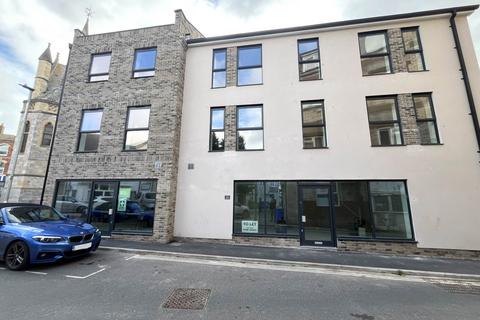 1 bedroom flat for sale, Bowlinger Court, Queen Street