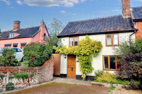 3 bedroom cottage for sale, Hall Road, Pulham St Mary