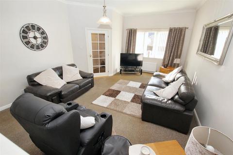 3 bedroom detached house for sale, Lockhart Drive, Lanark