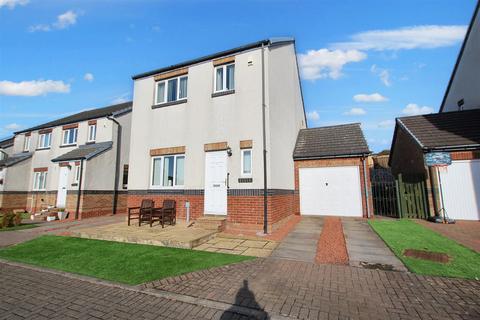 3 bedroom detached house for sale, Lockhart Drive, Lanark