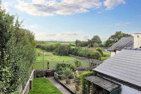 3 bedroom semi-detached house for sale, Llanbethery, CF62 3AN