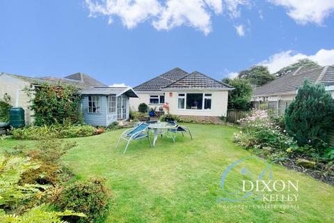 2 bedroom bungalow for sale, Oakhurst Road, West Moors, Dorset, BH22