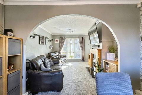 47 Clyde Avenue, Hebburn, NE31 2JW