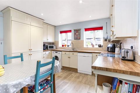 28 Honeysuckle Close, Winchester, SO22 4QQ