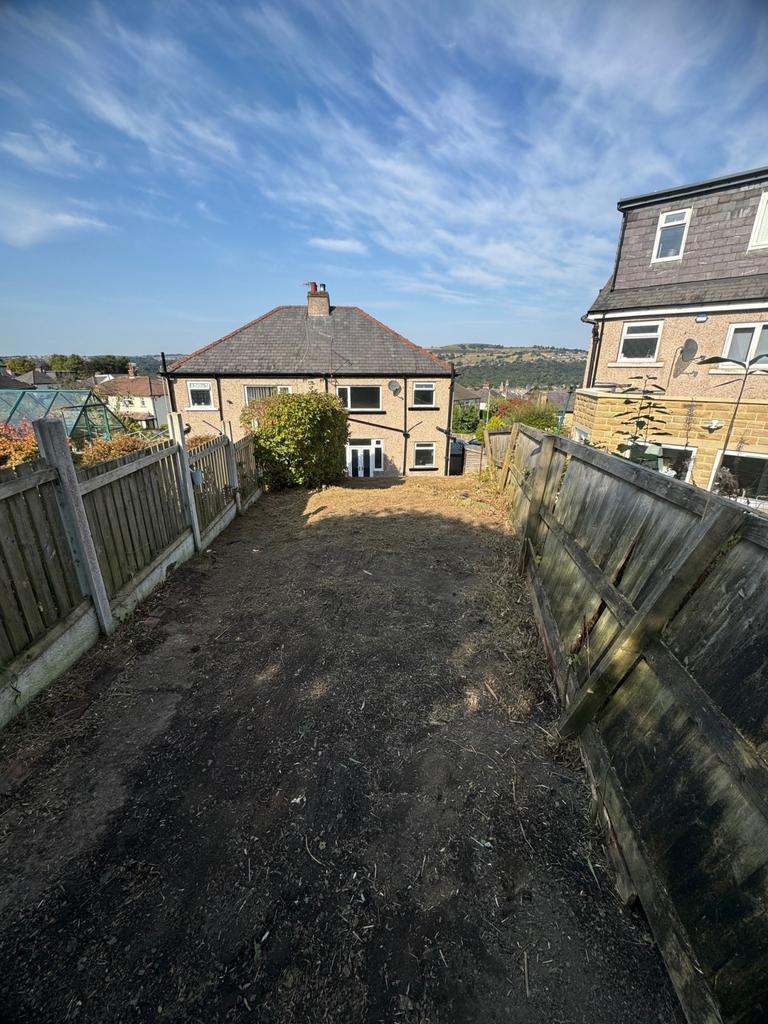 Rear garden pic 2