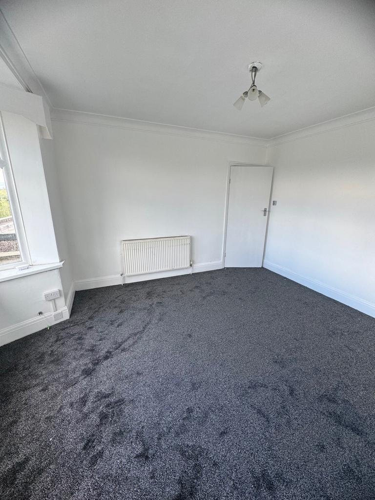 Living room pic 2