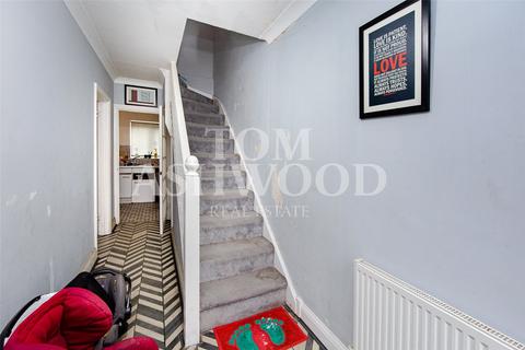 2 bedroom end of terrace house for sale, Kendal Avenue, Barking, IG11