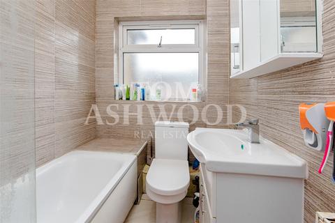 2 bedroom end of terrace house for sale, Kendal Avenue, Barking, IG11