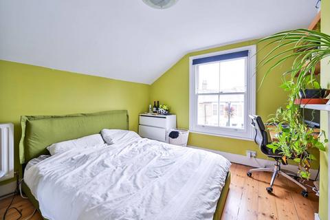 3 bedroom flat for sale, Tasman Road, Clapham North, London, SW9