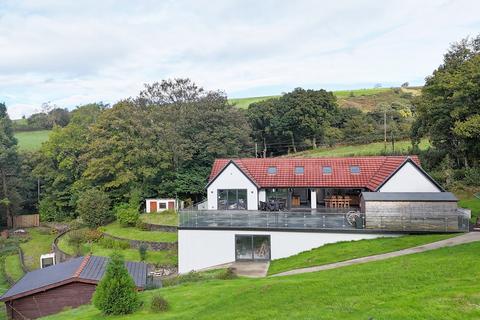 3 bedroom detached house for sale, Heol-y-cyw, Bridgend CF35