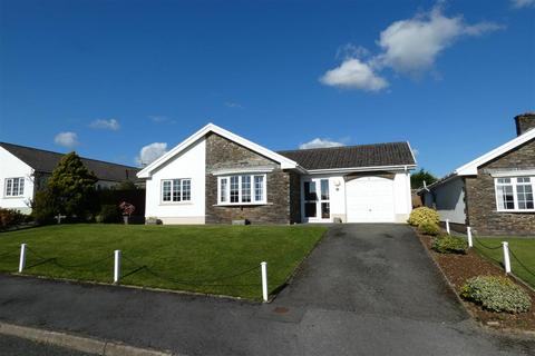 3 bedroom bungalow for sale, Jubilee Gardens, Templeton, Narberth