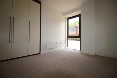 2 bedroom flat to rent, Catteshall Lane, Godalming GU7