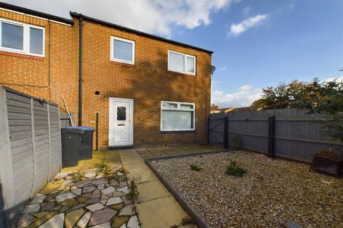 3 bedroom end of terrace house for sale, Moss Gardens, Hemlington, Middlesbrough, TS8