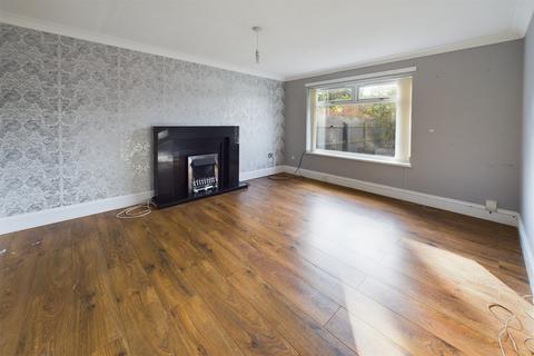 3 bedroom end of terrace house for sale, Moss Gardens, Hemlington, Middlesbrough, TS8