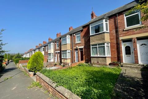 3 bedroom flat to rent, Ridley Gardens, Swalwell NE16