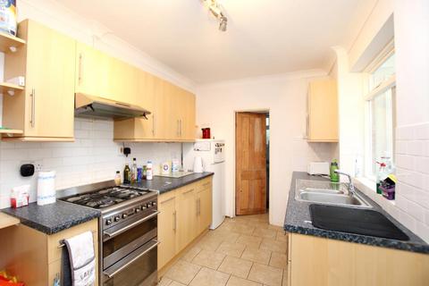 3 bedroom terraced house to rent, Percival Street, Peterborough PE3