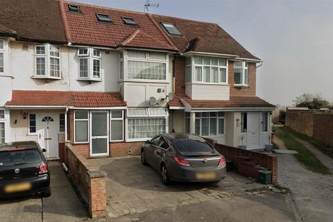 7 bedroom terraced house for sale, Pinglestone Close, West Drayton UB7