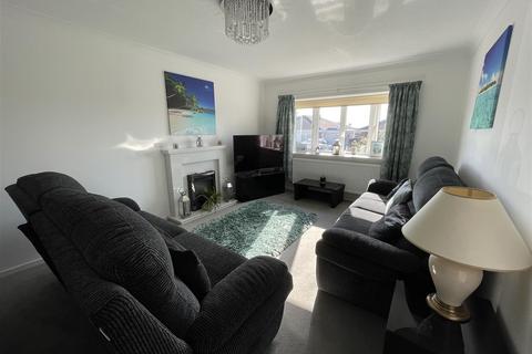 34 Parc Tyisha, Burry Port, SA16 0RS