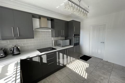 34 Parc Tyisha, Burry Port, SA16 0RS