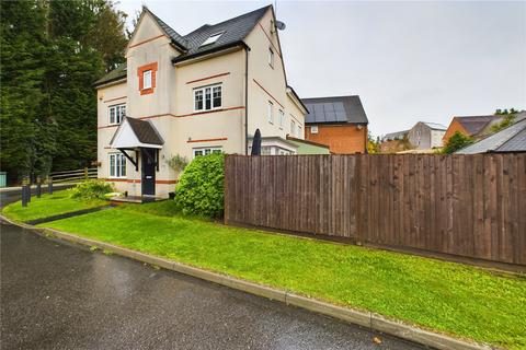 4 bedroom link detached house for sale, Ashurst Way, West Sussex RH19