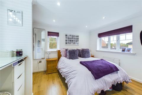 21 Ashurst Way, East Grinstead, RH19 3GJ