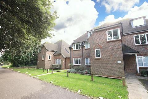 2 bedroom apartment to rent, The Drive, Bognor Regis