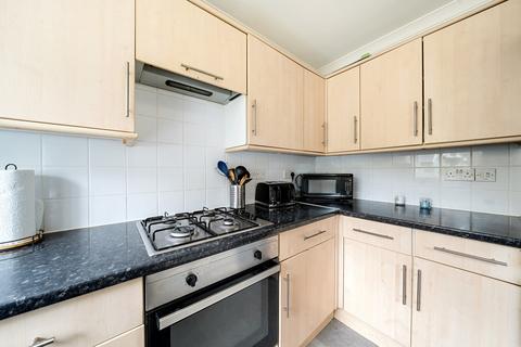 3 bedroom terraced house for sale, Cypress Gardens, Brockley, London