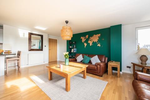 2 bedroom flat for sale, West Tollcross, Edinburgh EH3