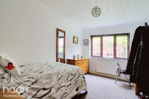 1 bedroom flat for sale, Cremorne Lane, Norwich