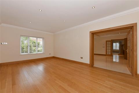 Holt House, 3 Oaksend Close, Oxshott, Leatherhead, KT22 0NX