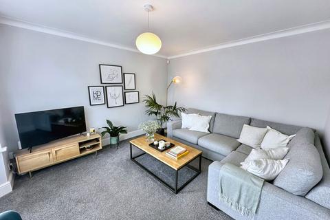 15 Mount Road, Prestwich, Manchester, M25 2GP