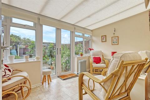 70 Dakyn Drive, Stock, Ingatestone, CM4 9TB