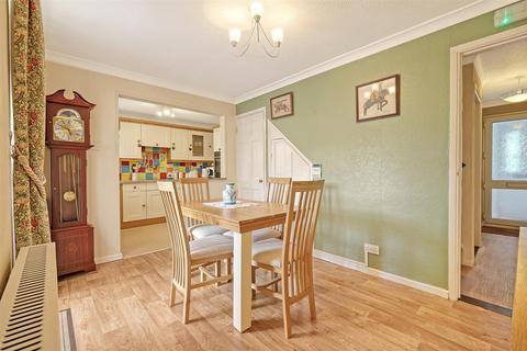 70 Dakyn Drive, Stock, Ingatestone, CM4 9TB