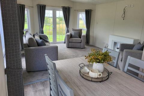 2 bedroom static caravan for sale, Oakwood Retreat Country Park