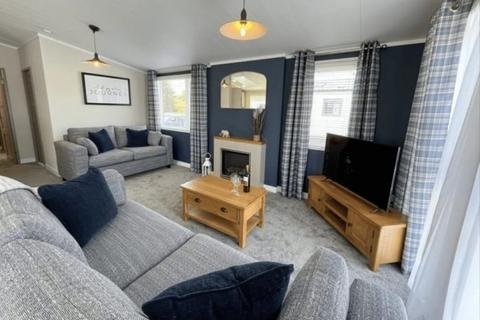 2 bedroom lodge for sale, Oakwood Retreat Country Park