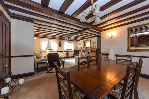 undefined, Framewood Manor, Framewood Road, Stoke Poges, SL2