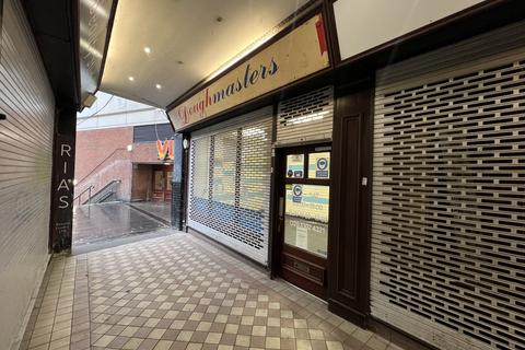 Retail property (high street) to rent, High Street, Croydon CR0