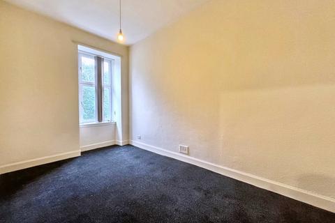 4 bedroom flat to rent, Copland Place, Glasgow G51