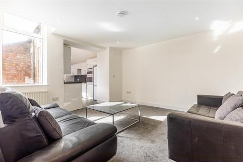 6 bedroom maisonette to rent, £135pppw - Tavistock Road, Jesmond, NE2