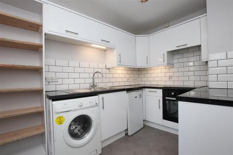 2 bedroom house to rent, 22 Grosvenor Place, Bath BA1